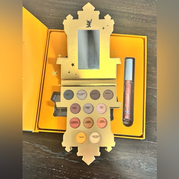 Disney x Ulta Beauty Makeup Kit Bundle (Set of 3) - Picture 6 of 8